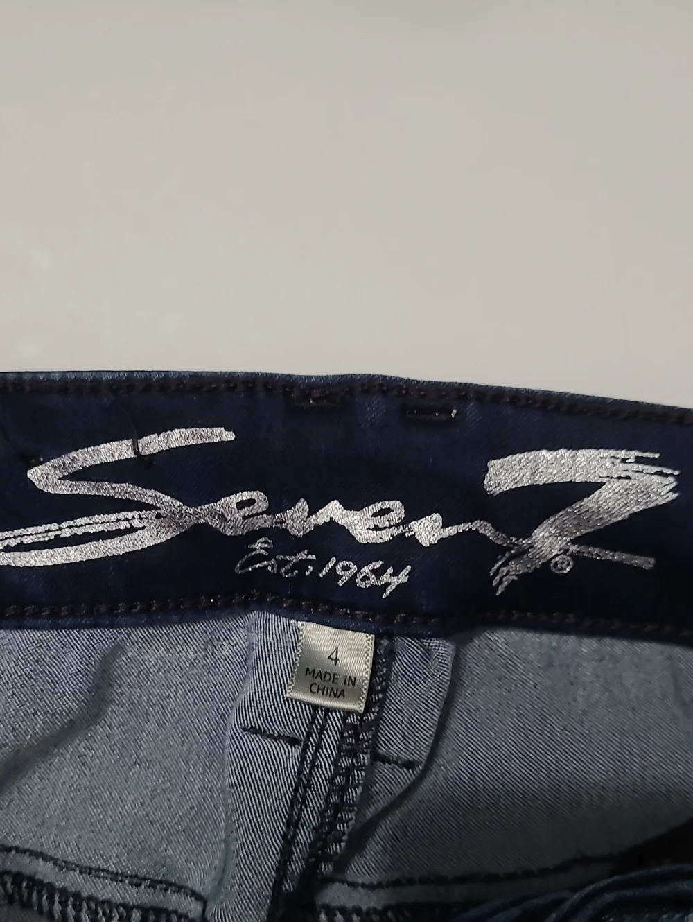 Seven7 Dark Blue High-Rise Ankle Skinny Jeans size 4